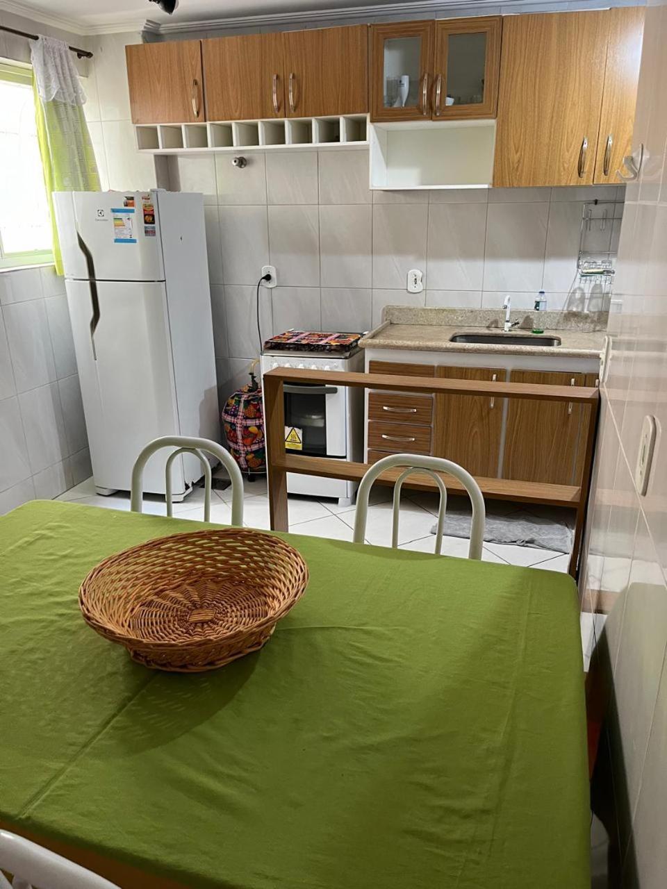 Apartamento Na Praia Do Morro グアラパリー エクステリア 写真