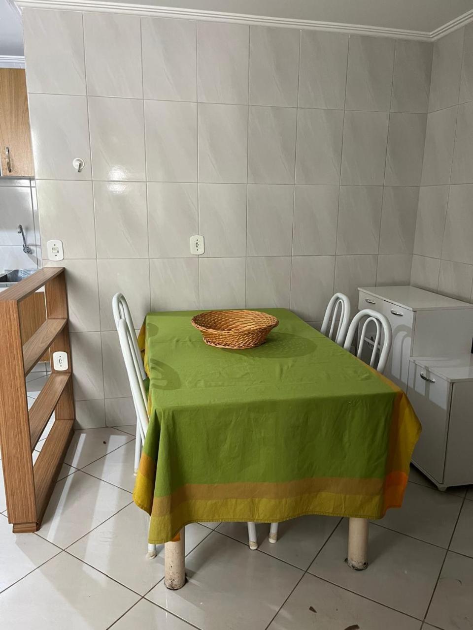 Apartamento Na Praia Do Morro グアラパリー エクステリア 写真
