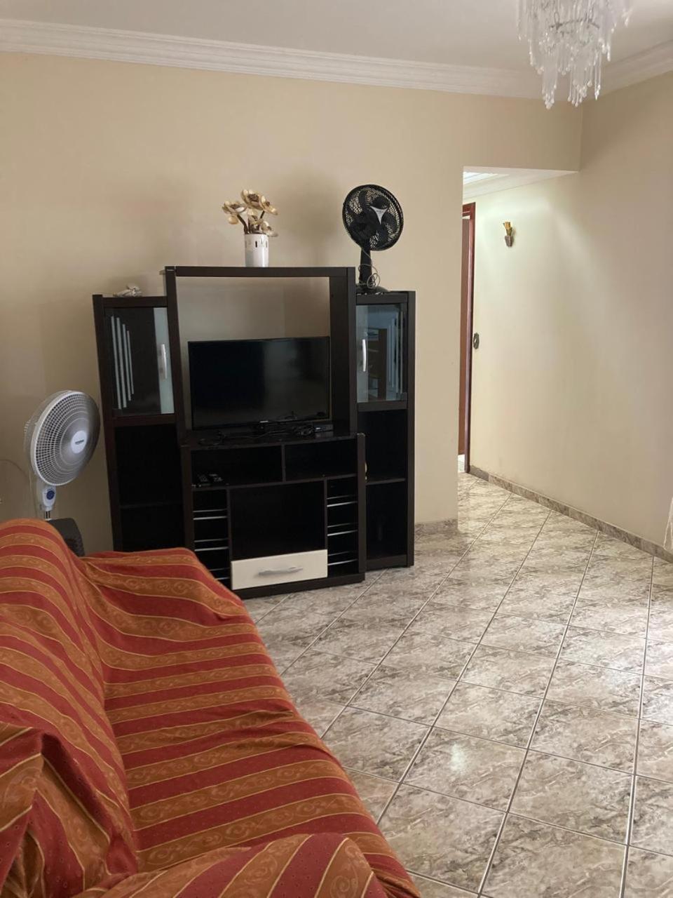 Apartamento Na Praia Do Morro グアラパリー エクステリア 写真